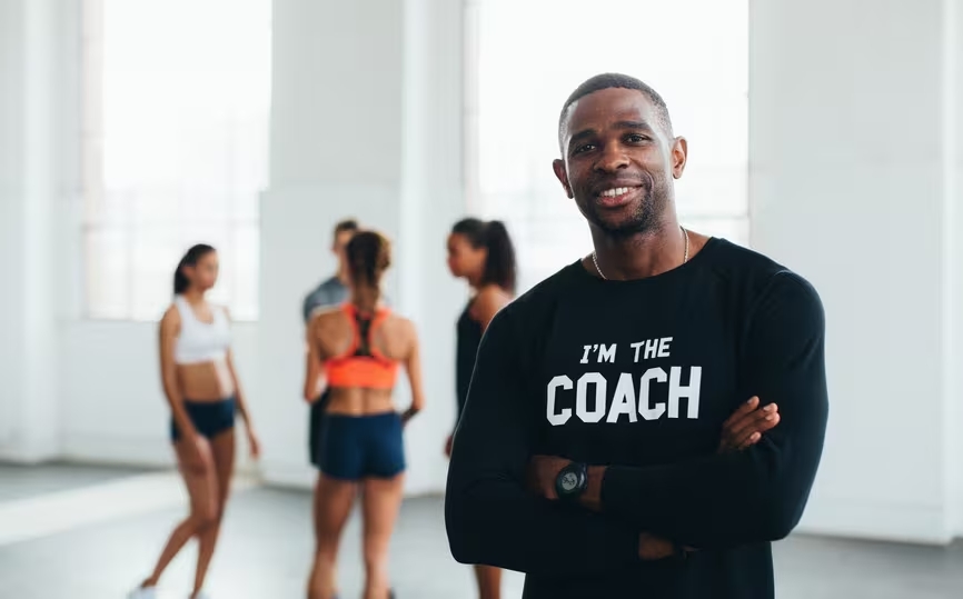 gym-instructor-wearing-tshirt-im-the-coach_inf31364